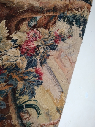 Antique Aubusson french Tapestry.
aamirkhanswati023@gmail.com
Inquiry for more information.                          