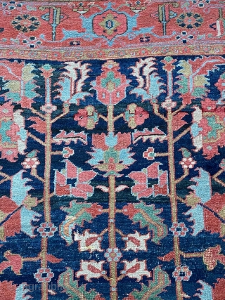 Antique Heriz Rug

Very Pretty and decorative rug

Approx. size 2 m x 1.5 m
                    