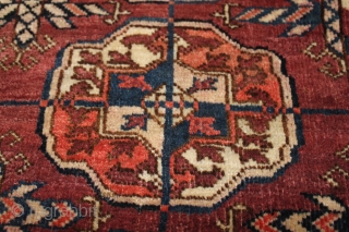 A Turkmen Akhal Gul carpet from Bukhara, a real dowry piece. Circa 1930s. Size: 150x110 cm. Reference 11AC31
               