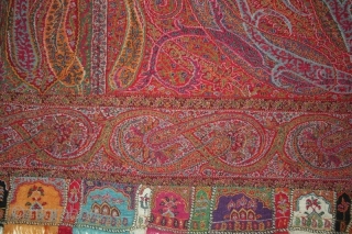 Antique indian 1850th century kashmir shawl.very unique & rare design.colours are incredible very bright condition of square is like new.

Size 7 feet by 7 feet        