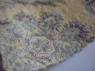 An exquisite piece of Kashmir shawl fragment, obtained in India in 1950s. No.090003                    