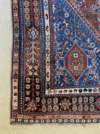 Early 20th century Ghashgai, 260 x 177 cm.                         