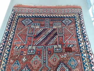 Room size Quchan 280 x 167 cm with nice tribal design.                      