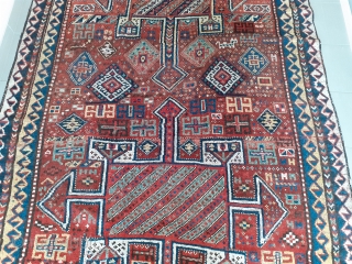 Room size Quchan 280 x 167 cm with nice tribal design.                      
