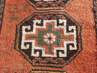 Kelardasht rug, 200 x 100 cm. Good condition with few areas with low pile.                   