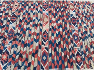 Beautiful Shahsavan Kelim 290 x 164 cm in good condition and with natural dyes.                   
