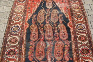 Unique 19th century Malayer with beautiful design. 366 x 158 cm / 12'2" x 5'3".                  