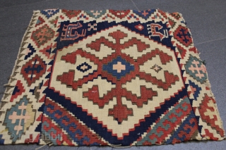 Antique hotamis kilim, 43x45cm, from central anatolia, wool on wool, natural plant colors, ap. from 1900                 