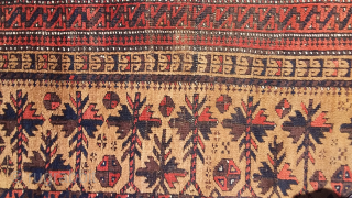 Antique Baluch Prayer Rug circa 1900 Size 155 x 87 cm Need to repair the border on both side.              