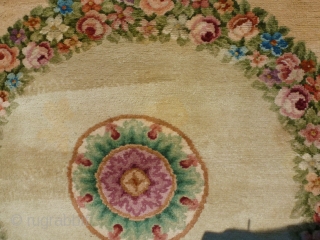 Savonnerie 3 x 2 m. periode Charle X. Full pile and very nice wool quality. 2 small stain in the central medallion.           