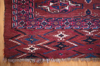 Yomud Chuval, Central Asia, late 19th century, 119 x 76 cm, beautiful cherry-red ground, deep saturated colour, great weave and lustrous wool.           