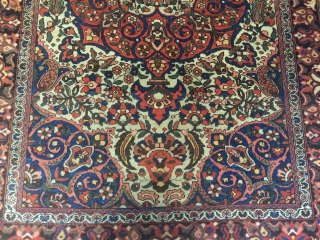  beautiful persian bakhtiari rug good condition only need wash- 1920's   size 209x139                  