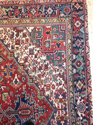 biutiful antique persian Heriz size 333x268 cm very soft wool . 1910 circa  good condition need some small repair             