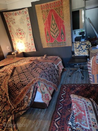 Some images from Arts: Antique Rug & Textile Show, 2019. Enjoy!                      