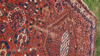 93 - S.W. Persian - 180 x 210 cm - 5' 11" x 6' 11"
Some moth damage during storage.

Please share any information you may have on the rug origin, age, region or  ...