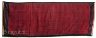 Shoulder or hip cloth, cotton, Benkulu, Sumatra, Indonesia, ca. 1950

Traditionally designed rectangular cotton cloth, handwoven, red, dark and light blue squared stripes of various combinations, monochrom blu and off white border, finely  ...