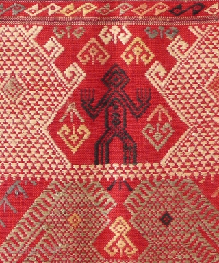 Wall hanging, silk & cotton, Tai people, Sipsongpanna, China, 20th century 

Handwoven wall hanging, center area silk supplementary weft weaving, basic color red, various other colors in mainly soft shades, traditional design  ...