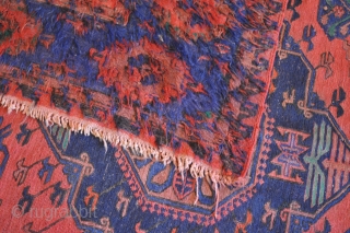 Old Caucasian Kuba soumak carpet of traditional medallion design of good size and colour. Circa 1920. Wool on wool. Execellent condition. Size ~240-400cm 8x13ft         