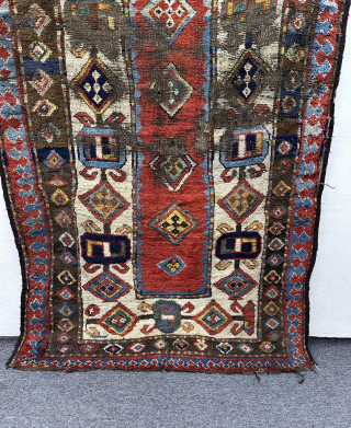 Antıque Azerbaycan ( Zakatala ) Carpet 
1880s
Size:225x113 cm                         