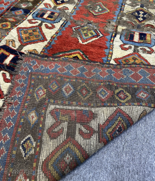 Antıque Azerbaycan ( Zakatala ) Carpet 
1880s
Size:225x113 cm                         