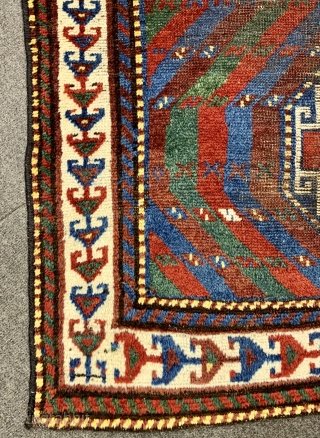 Antique kurdısh rug naturel colors.
Size: 228x130 cm                          