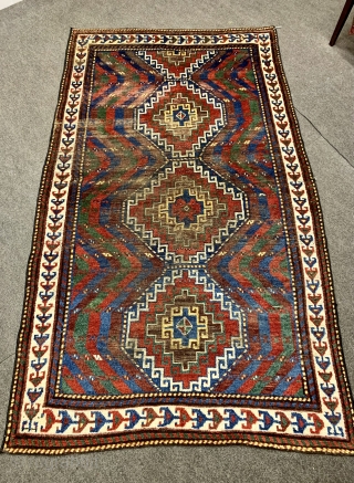 Antique kurdısh rug naturel colors.
Size: 228x130 cm                          