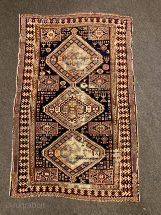 Antique Shirvan rug 
Size:175x115 cm                            