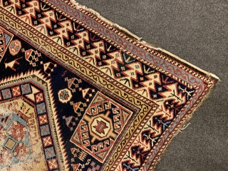 Antique Shirvan rug 
Size:175x115 cm                            