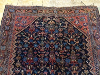Khamseh 215x150 cm circa 1900. Condition: low pile and 3 little holes. Wool warp, wool weft, wool pile
               