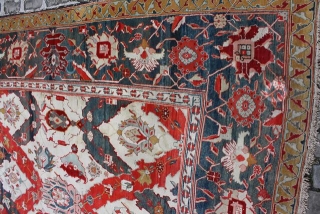 Agra 685 x 500 cm circa 1880. 

Worldwide shipping                        