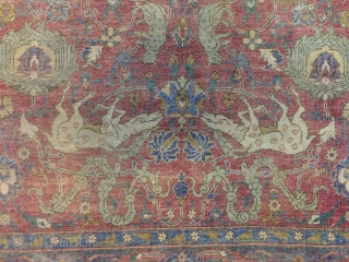 Central Persia 205x130 cm (6ft7in x 4ft2in) 17th-18th

Condition: Fair, even low pile, losses to upper end.

Cotton warp, cotton weft, wool pile            