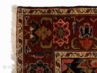 65 | Shirvan Runner, East Caucasus, around 1900

https://auctionata.com/intl/o/104893/shirvan-runner-east-caucasus-around-1900                         