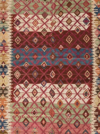 113 | Adana Kilim, South Anatolia, Late 19th C.

https://auctionata.com/intl/o/107474/adana-kilim-south-anatolia-late-19th-c                        