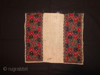 A Cretan embroidery fragment. 19th century. Silk and metal thread on linen. Cm 45 x 38.                 