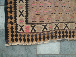 Early 1960's Persian, Kurdi Kilim from Zarand village. Wool on Cotton. Slit-weave technique. Some chemical dyes.
Size: Approx.103cm x 172cm.              