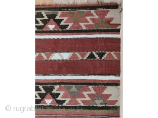 Causian Kilim Rug
Size:275x154 cm                             