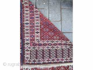 Centralasin turkoman Ensi Rug
Size:137x170cm/4'6"x5'7"                             