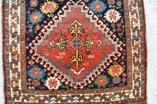 Qashqai. All original. 2'x 2'. Beautiful wool and colors.                        