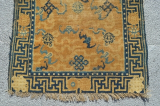 Chinese rug. All original. 

2'10" x 1'9".                          