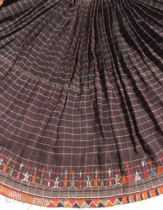 Old Handloomed Kutchi Skirt, worn by Vishnoi Caste women in India. Incredible 24 feet around the bottom hem, which has been embroidered all around. 31 inch length from waist to hem. Heavy  ...