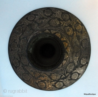 Rare Mughal Bidri Hukka base
India,Lucknow,Huqqa,Silver,Nawab,Raja,Tobacco,Pipe



Nicely preserved,authentic & rare Mughal Bidri Hukka in excellent condition with more than 95% silver-work intact, Dimension: 5 1/4 X 6 3/4.Original & never repaired

The origin of Bidriware  ...