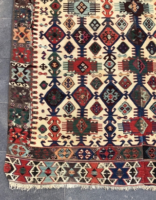 Antique Aydın Kilim Size 166x291 cm  i can't reach the messages from the site. Send it directly, please 21ben342125@gmail.com
             