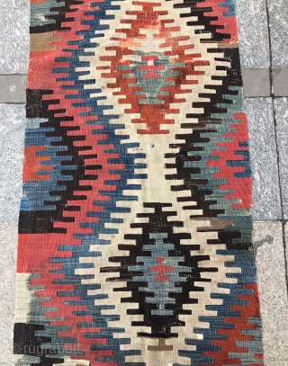 Antique Elmadag Kilim Size 130x210 cm i can't reach the messages from the site. Send it directly, please 21ben342125@gmail.com              