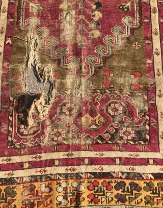 Antique Anatolian Kirsehir Mucur Rug
Sİze 160x110 cm                          