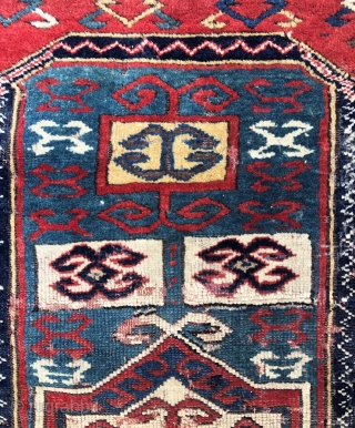 Antique FAchrola Rug Size 110x130 cm                           