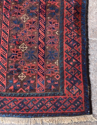 Antique Baluch 
Size 125x95 cm                            