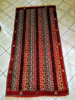 Antique carpet (anatolia/turkish) // Region: West-Anatolia, Soma-Bergama Şal// Yarn : Wool // Year : Early 20th Century // Size : 200 cm x 100 // In good condition // Message me for  ...