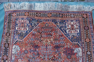 Antique South West Persian Kashkuli Qashqai rug a gorgeus and rare sepecimen near
perfect condition, Wool on Wool, Natural Colors, Late 19th century.
Size: 273X155cm          