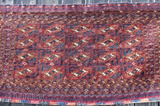 Very fine Turkoman Tekke Torba circa 1900 all good natural colors and good conditin
Size:90x36cm                   