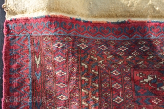 Very fine Turkoman Tekke Torba circa 1900 all good natural colors and good conditin
Size:90x36cm                   